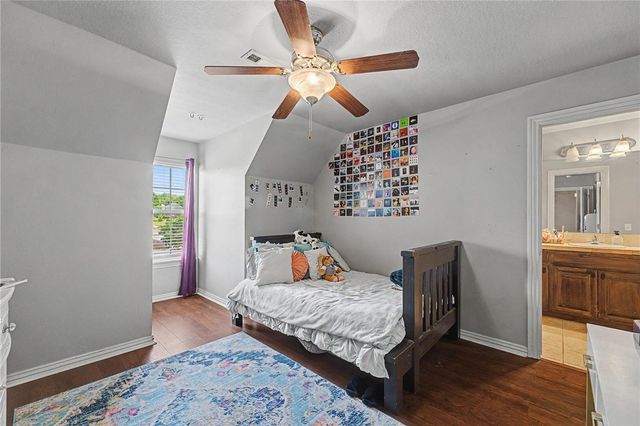 985 Aylesbury Lane, Cave Springs, AR 72718