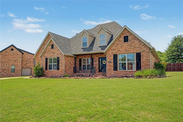 985 Aylesbury Lane, Cave Springs, AR 72718
