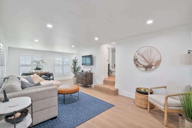 1145 NE 18th Avenue, Fort Lauderdale, FL 33304