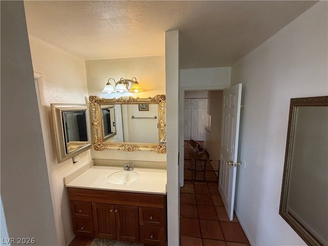 748 Inglenook Drive, Las Vegas, NV 89123