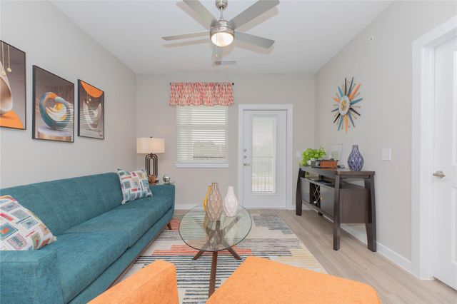 20525 Ella Blvd B2, Spring, TX 77388