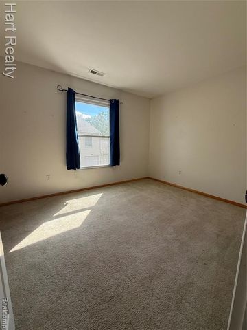 2157 Park Place Drive, Walled Lake, MI 48390
