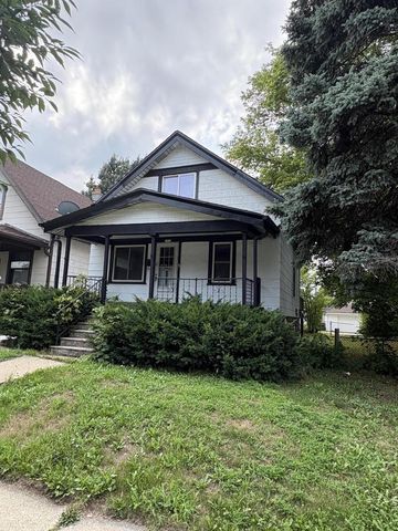 1933 S 68th STREET, West Allis, WI 53219