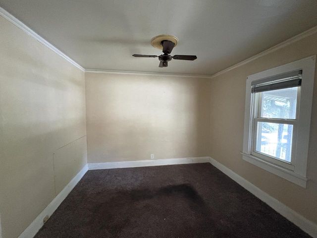 1933 S 68th STREET, West Allis, WI 53219
