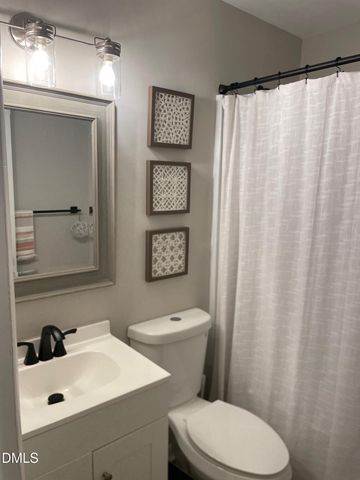 1009 Helms, Raleigh, NC 27610
