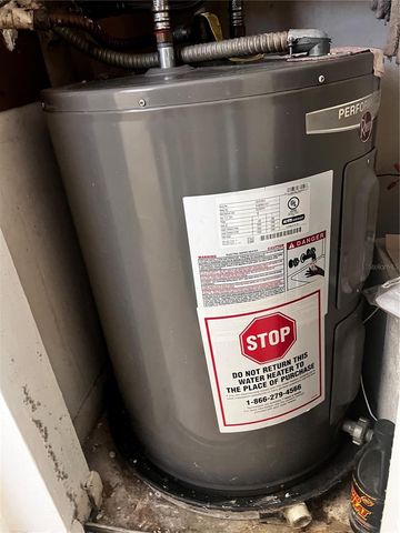 6312 NEWTOWN CIRCLE 12B4, Tampa, FL 33615