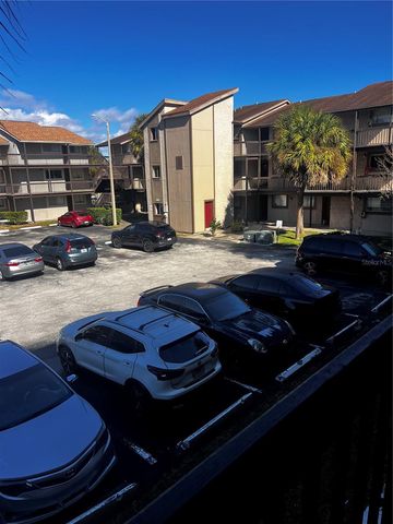 6312 NEWTOWN CIRCLE 12B4, Tampa, FL 33615