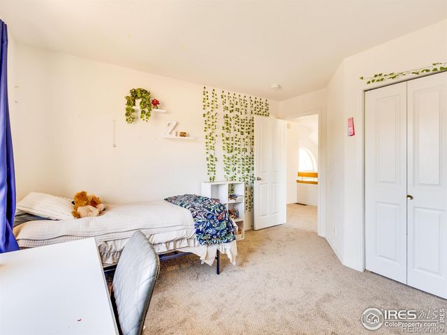 927 Hover Ridge Circle, Longmont, CO 80501