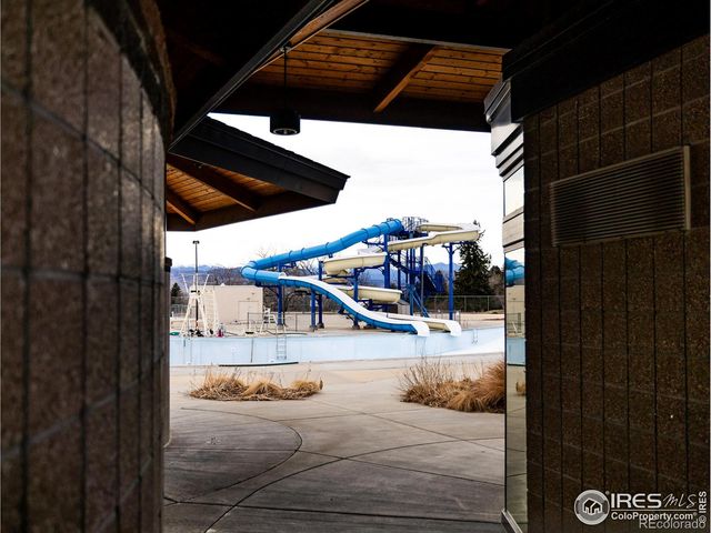 927 Hover Ridge Circle, Longmont, CO 80501