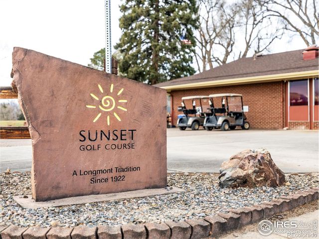 927 Hover Ridge Circle, Longmont, CO 80501