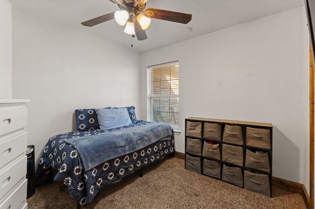 1060 Parkhill Avenue, Saginaw, TX 76179