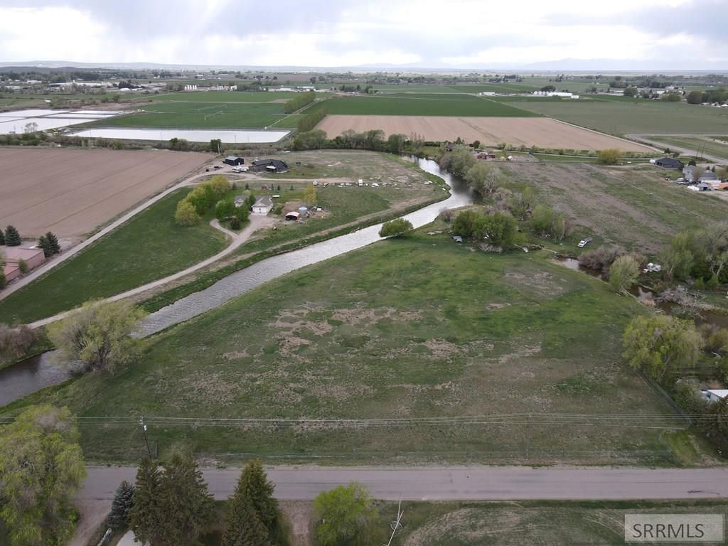 Image 14 of property listing at TBD 589 N 3600 E, Menan, ID 83434