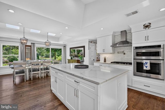 3924 W SHORE DR, Edgewater, MD 21037
