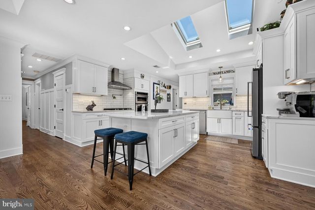 3924 W SHORE DR, Edgewater, MD 21037