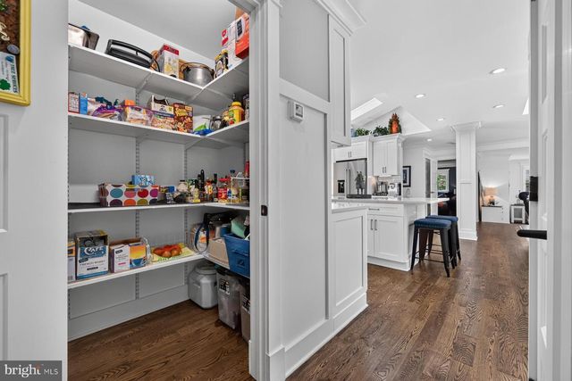 3924 W SHORE DR, Edgewater, MD 21037
