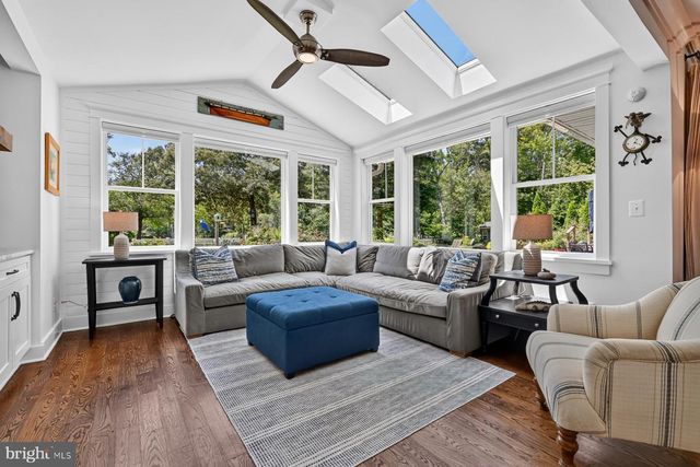 3924 W SHORE DR, Edgewater, MD 21037