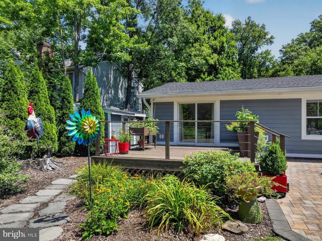 3924 W SHORE DR, Edgewater, MD 21037