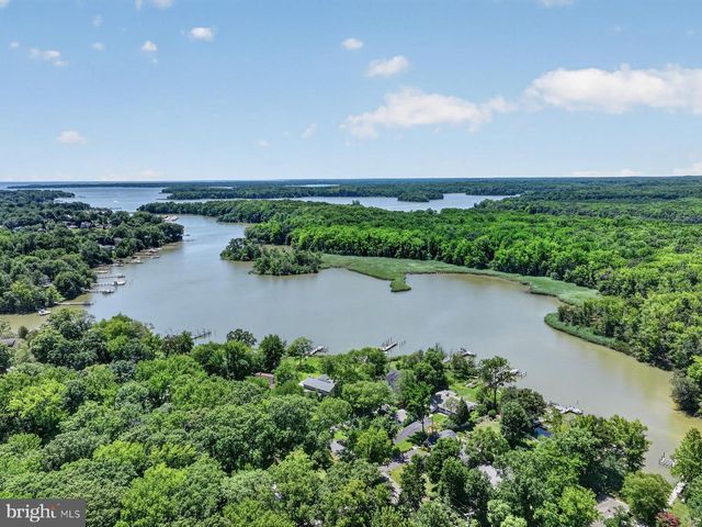 3924 W SHORE DR, Edgewater, MD 21037