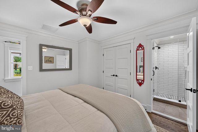 3924 W SHORE DR, Edgewater, MD 21037
