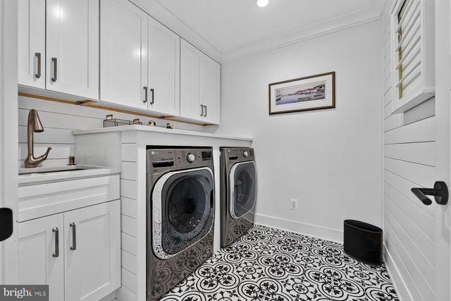 3924 W SHORE DR, Edgewater, MD 21037
