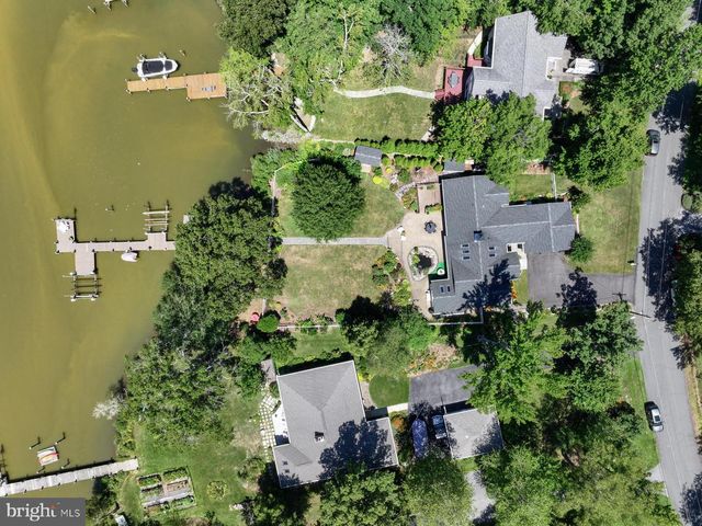 3924 W SHORE DR, Edgewater, MD 21037