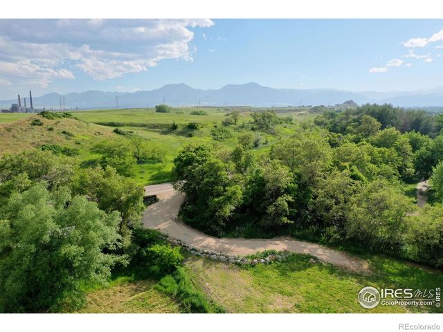 6903 Valmont Road, Boulder, CO 80301