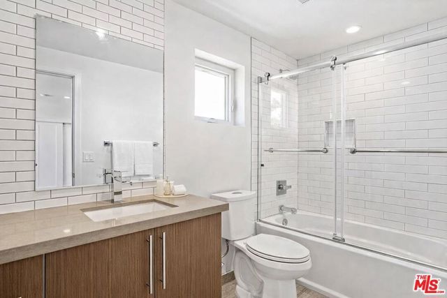 2115 Beachwood Terrace, Los Angeles, CA 90068