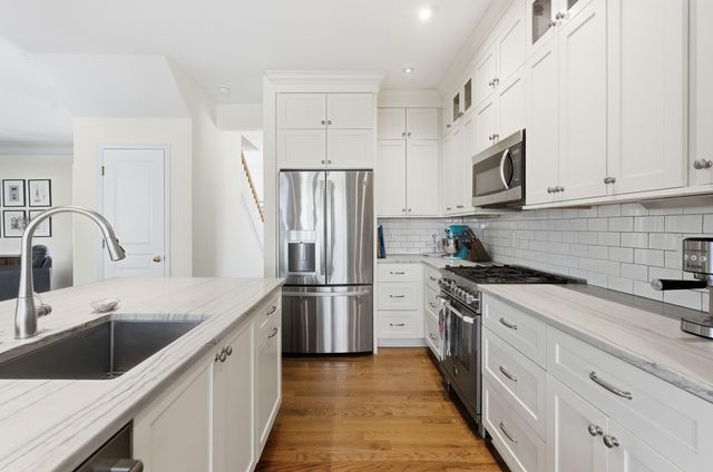 150 Brady Street, Charleston, SC 29492