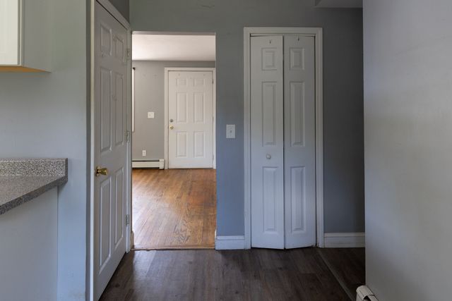 6 Kathy Ave, Coventry, RI 02816