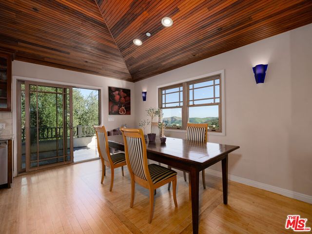 20634 Medley Lane, Topanga, CA 90290