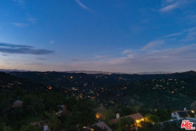 20634 Medley Lane, Topanga, CA 90290