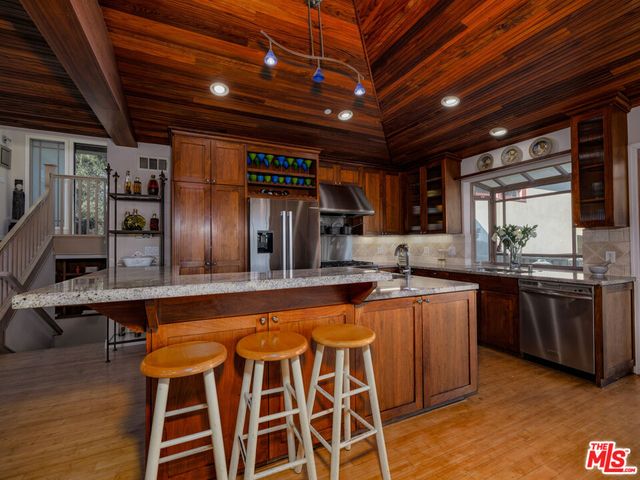 20634 Medley Lane, Topanga, CA 90290