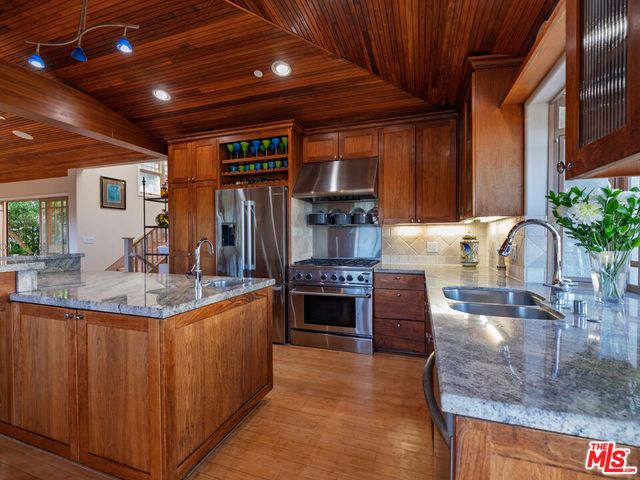 20634 Medley Lane, Topanga, CA 90290