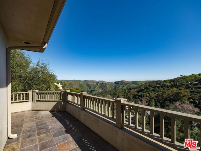 20634 Medley Lane, Topanga, CA 90290