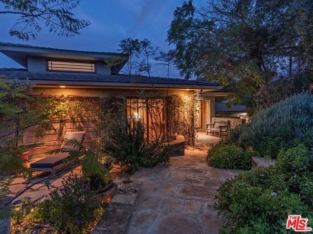 20634 Medley Lane, Topanga, CA 90290