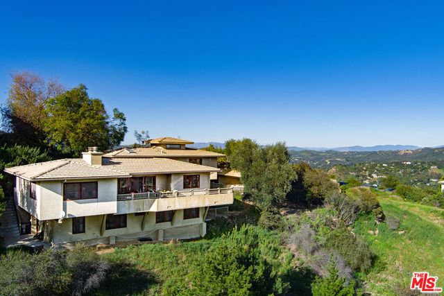 20634 Medley Lane, Topanga, CA 90290