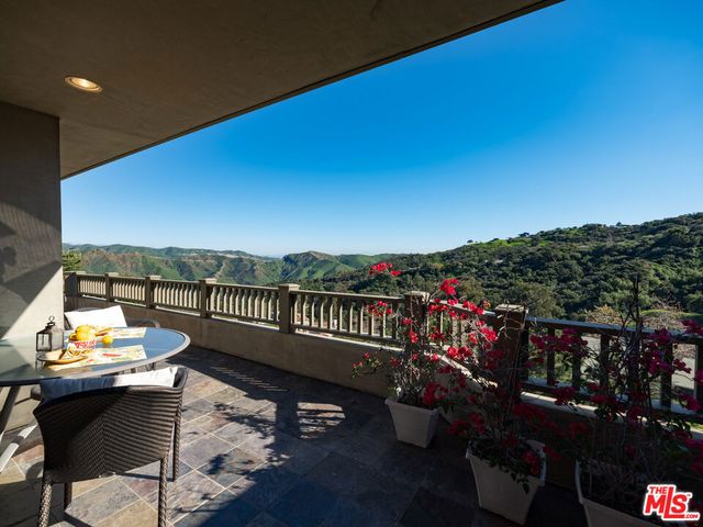 20634 Medley Lane, Topanga, CA 90290