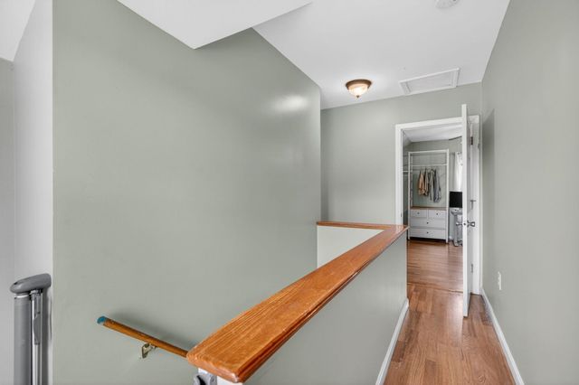 16 Artillery Lane, Nashua, NH 03064