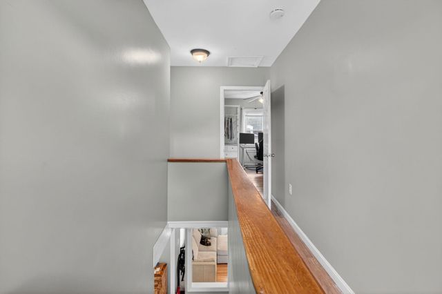 16 Artillery Lane, Nashua, NH 03064
