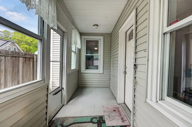16 Artillery Lane, Nashua, NH 03064