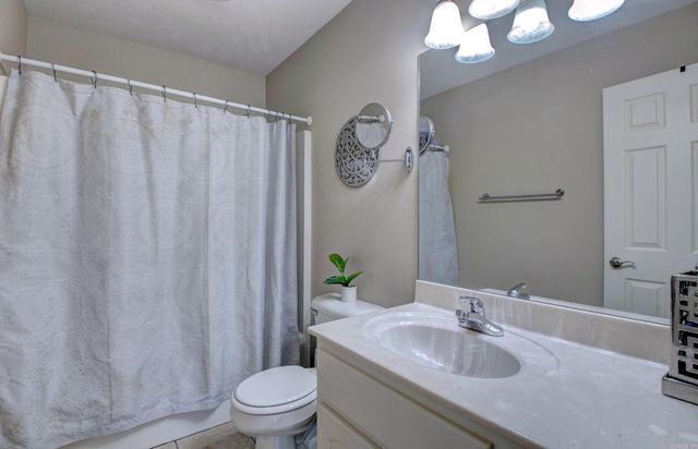 715 W Trickey Lane, Jacksonville, AR 72076