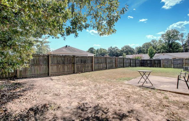 715 W Trickey Lane, Jacksonville, AR 72076