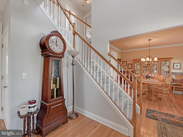 9 BULLRUSH LDG, Elizabethtown, PA 17022