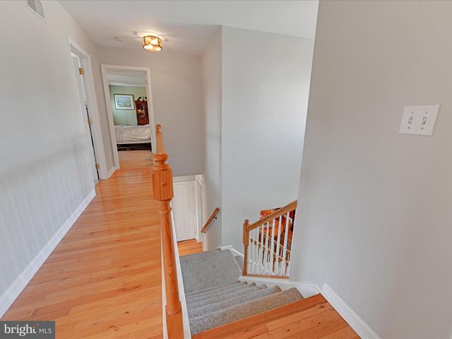 9 BULLRUSH LDG, Elizabethtown, PA 17022