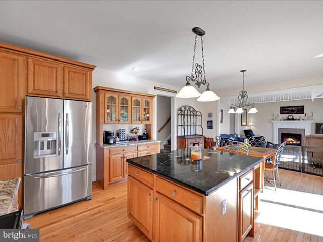 9 BULLRUSH LDG, Elizabethtown, PA 17022