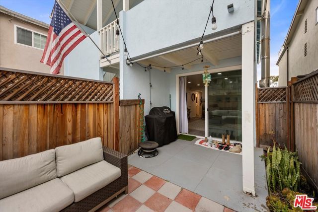 211 Cypress Street, Newport Beach, CA 92661