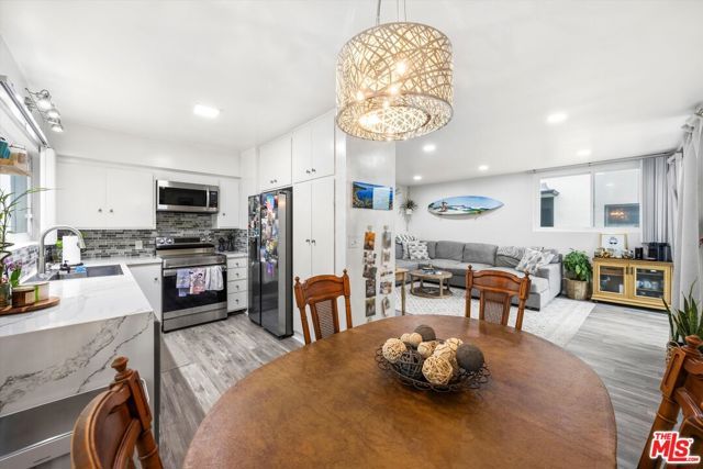 211 Cypress Street, Newport Beach, CA 92661