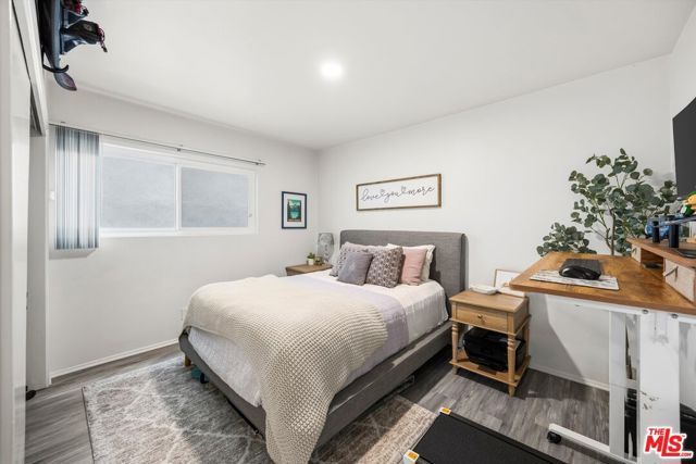 211 Cypress Street, Newport Beach, CA 92661