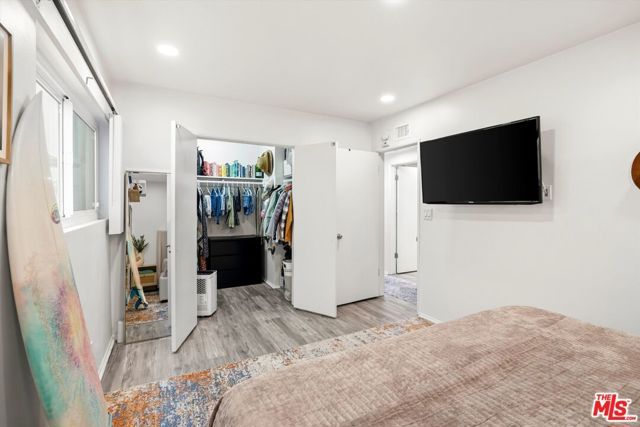 211 Cypress Street, Newport Beach, CA 92661