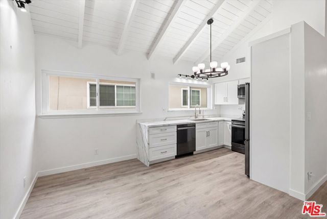 211 Cypress Street, Newport Beach, CA 92661